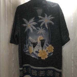 Tommy Bahama Topical Botton Down Men Shirt Size M